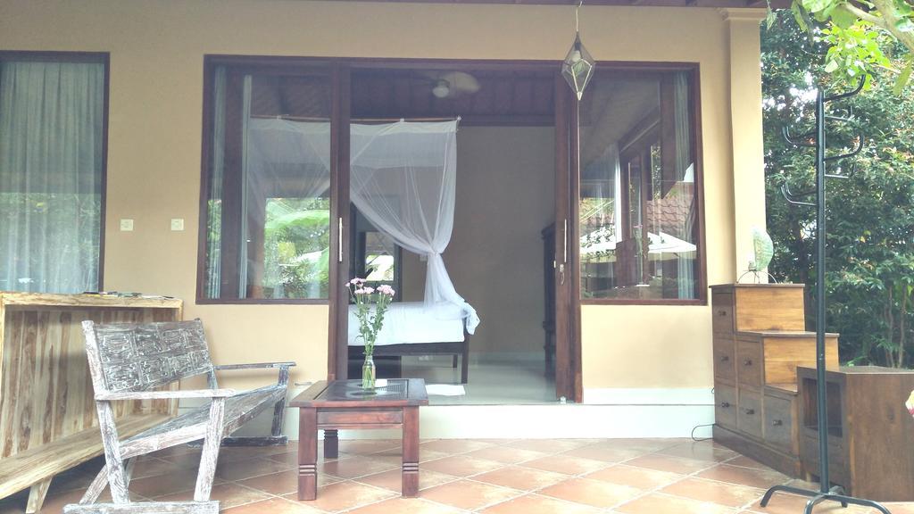 Griya Sriwedari Hotel Убуд Екстериор снимка